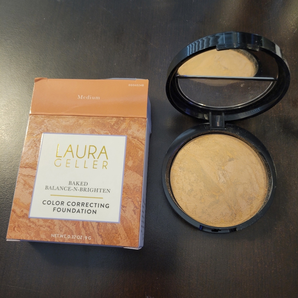 Laura Geller Color Correcting Foundation- color Medium - New in box